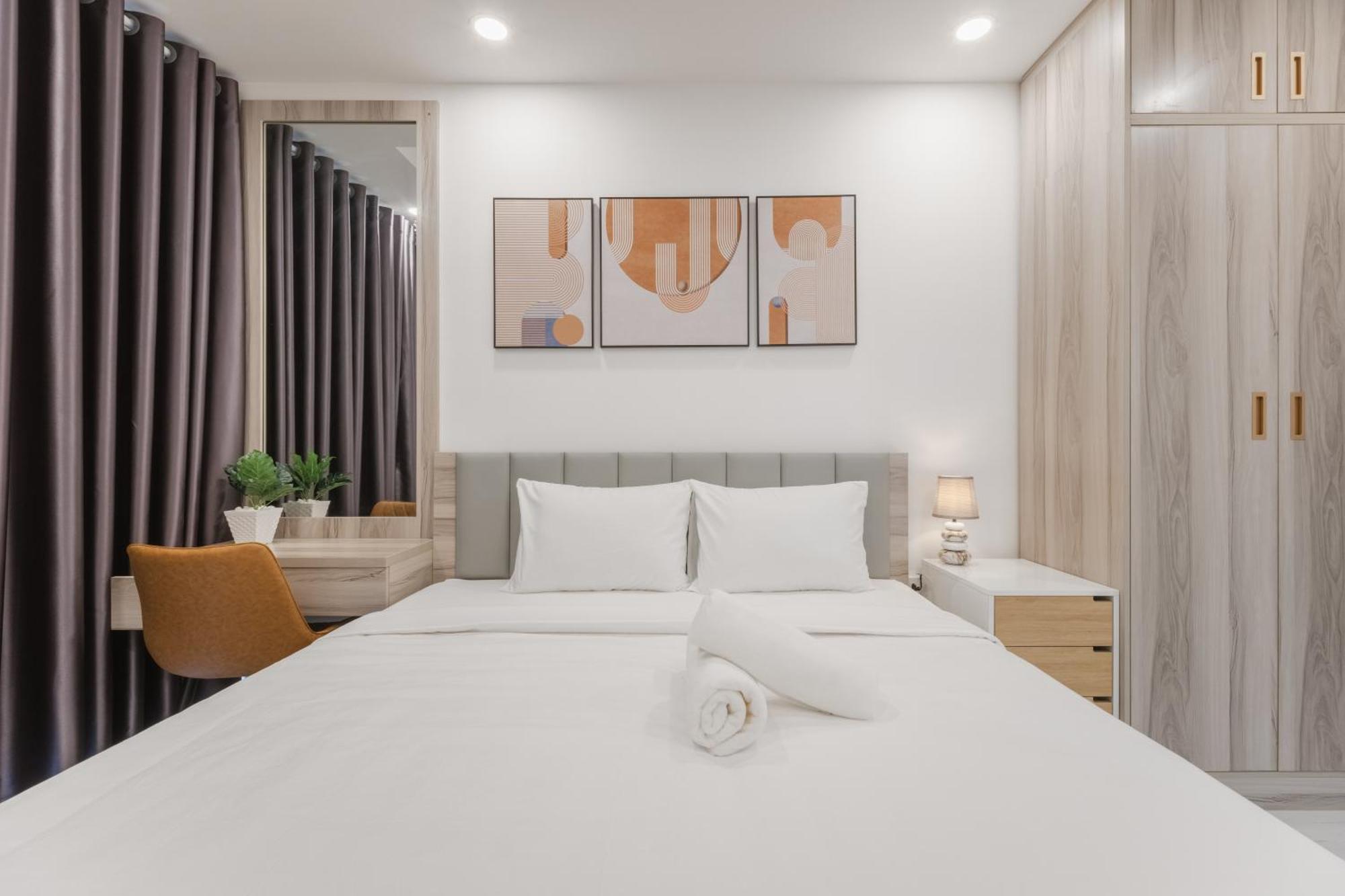 Căn hộ Big Promo 20% Luxury 2br - Skyline View *