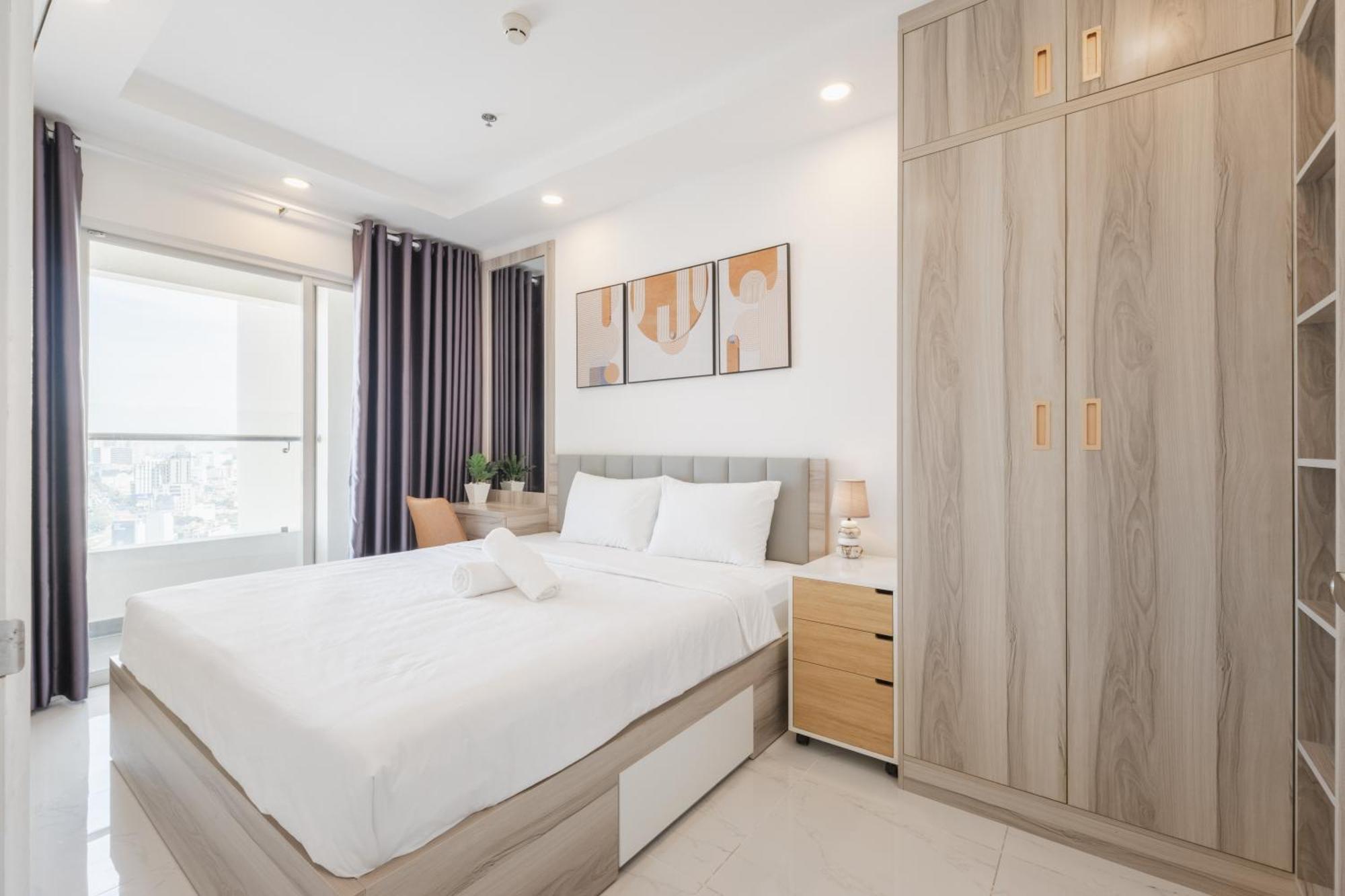 Căn hộ Big Promo 20% Luxury 2br - Skyline View